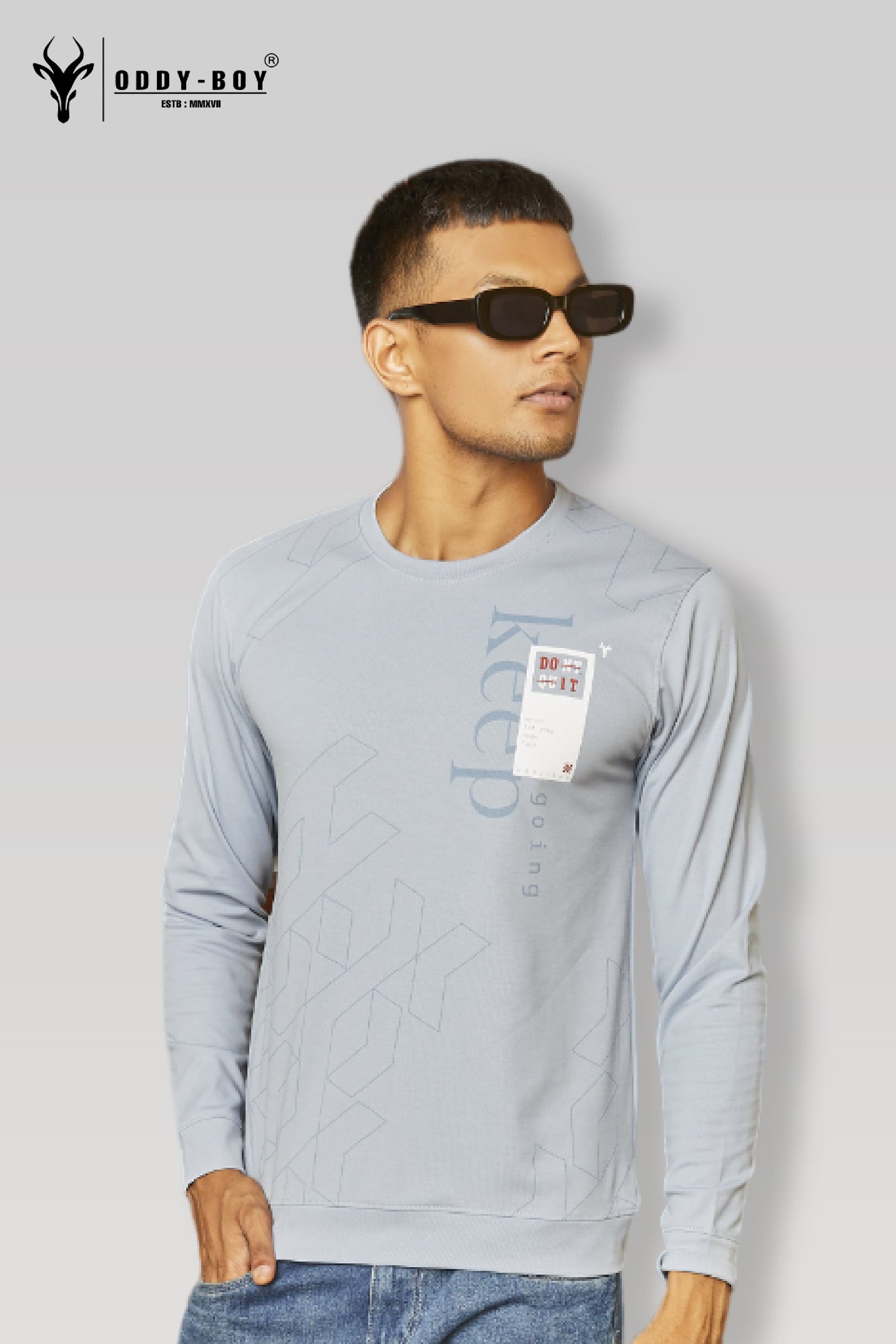 Blue-sleeve t-shirt